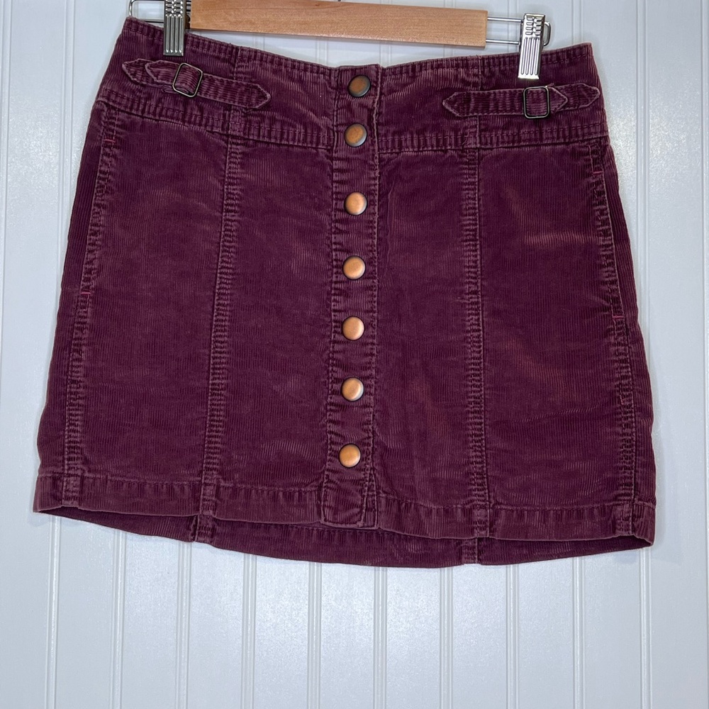Gap Corduroy Burgundy Mini Skirt Buttons 4